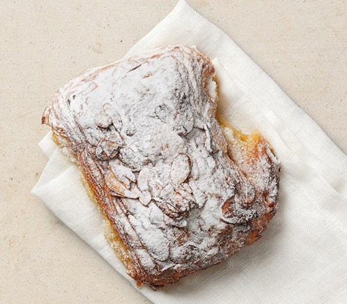 Mandelcroissant