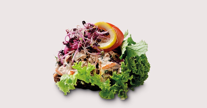 14. Tunmousse med hjemmesyltet kål