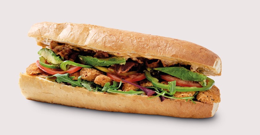 2. Crispy kylling med chilimayo, avokado og bacon